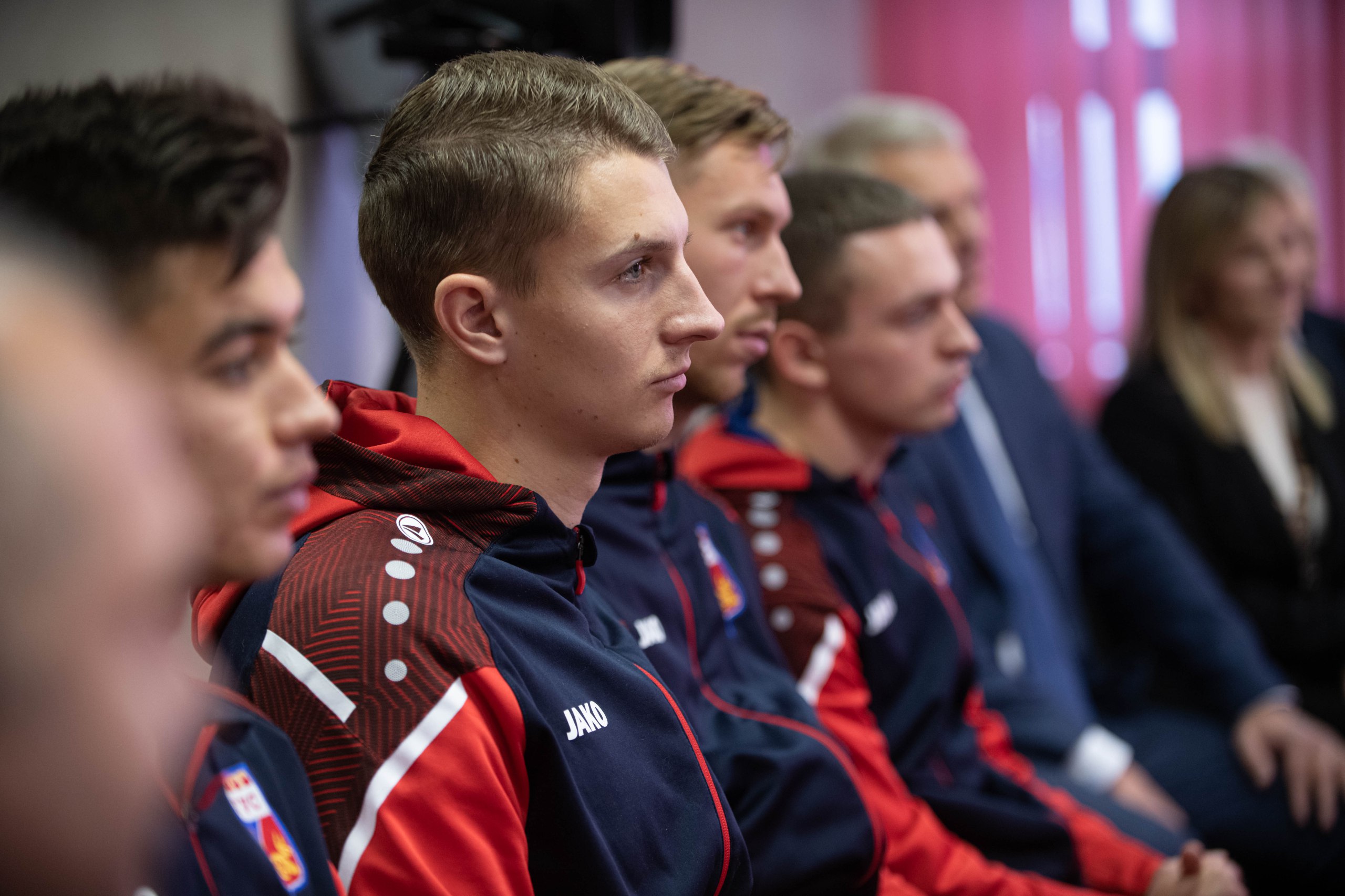 photo_2024-11-11_17-32-40