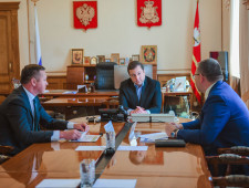 рабочая встреча Губернатора Алексея Островского с врио ректора Смоленской ГСХА Сергеем Терентьевым - фото - 1