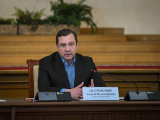 губернатор Алексей Островский принял участие в работе первого заседания Общественной палаты Смоленской области VII состава - фото - 1