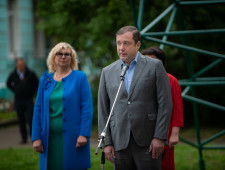 алексей Островский поздравил смоленских школьников с Днем знаний - фото - 1