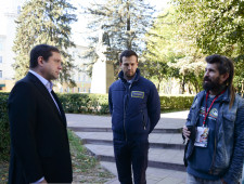 губернатор Алексей Островский встретился с участниками фестиваля «Дизайн прежде всего» - фото - 1