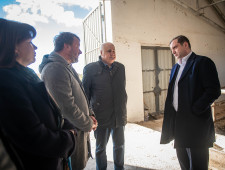 губернатор Алексей Островский посетил крупное сельхозпредприятие «Шуйское» в Вяземском районе - фото - 1