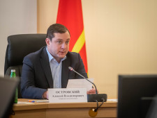 губернатор Алексей Островский встретился с работодателями региона - фото - 1