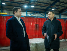 губернатор Алексей Островский посетил производство пожарной техники в Смоленске - фото - 1