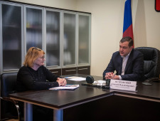 алексей Островский провел прием граждан по личным вопросам - фото - 1