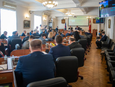 врио Губернатора Василий Анохин принял участие в 45-м заседании Смоленской областной Думы - фото - 2