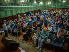 врио Губернатора Василий Анохин провел встречу с жителями Ершичского района - фото - 1