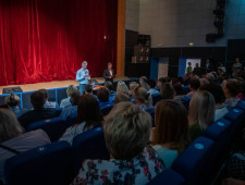 врио Губернатора Василий Анохин встретился с жителями города Десногорска - фото - 2