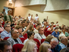 врио Губернатора Василий Анохин встретился с жителями Гагаринского района - фото - 1