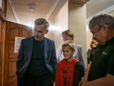 глава региона Василий Анохин поручил дооборудовать мастерские Сафоновского детского дома-школы в деревне Клинка - фото - 1