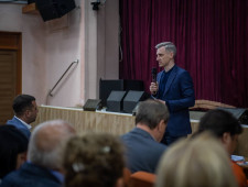 врио Губернатора Василий Анохин встретился с жителями Руднянского района - фото - 1