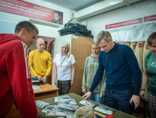 василий Анохин поручил комплексно обновить Ярцевский молодежный центр - фото - 1