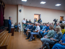 василий Анохин провел встречу с жителями Хиславичского района - фото - 3