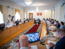 в Администрации региона обсудили исполнение поручений по итогам поездок в Десногорск и Гагаринский район - фото - 1
