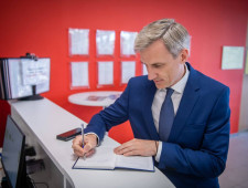 в Заднепровском районе Смоленска открылся МФЦ - фото - 1