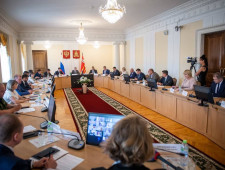 в Администрации региона обсудили исполнение поручений по итогам поездок в Дорогобужский и Кардымовский районы - фото - 1