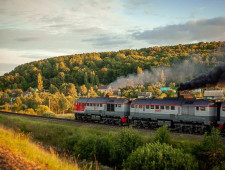 администрация области совместно с "РЖД" помогает региональным предприятиям нарастить экспорт продукции - фото - 1