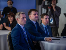 губернатор Василий Анохин наградил победителей и призеров окружной премии «Экспортер года» по Центральному федеральному округу - фото - 1