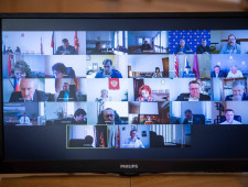 главы муниципальных образований будут проживать на вверенных им территориях - фото - 1