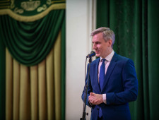 губернатор Василий Анохин поздравил сотрудников Управления Федерального казначейства по Смоленской области с юбилеем образования организации - фото - 1