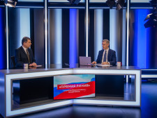 губернатор Смоленской области Василий Анохин провел Прямую линию - фото - 1