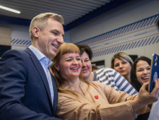 губернатор Василий Анохин принял участие в открытии регионального Штаба общественной поддержки - фото - 1