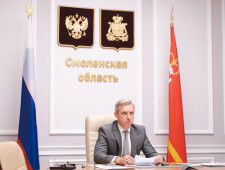 губернатор Смоленской области Василий Анохин представил ряд инициатив по модернизации работы Почты России - фото - 1