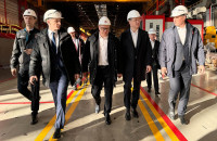 василий Анохин посетил ведущие предприятия Челябинской области - фото - 1