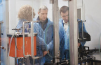 василий Анохин посетил научно-производственный центр "БелАгроГен" - фото - 1