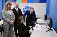 губернатор Василий Анохин посетил новый образовательно-производственный кластер машиностроения - фото - 1