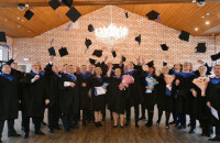 василий Анохин вручил дипломы главам муниципальных округов о прохождении профессиональной переподготовки - фото - 1