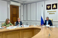 василий Анохин: На Смоленщине необходимо создавать привлекательные для молодых людей условия жизни и работы - фото - 1