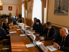 процесс замены старых фельдшерско-акушерских пунктов на новые идет в регионе с положительной динамикой - фото - 1