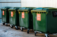 в Смоленской области создаются новые контейнерные площадки для ТКО - фото - 1