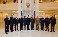 курсанты образовательной программы «Герои СВОего времени. Смоленск» познакомились с работой Совета Федерации - фото - 1