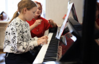 смоленские школы искусств приглашают к участию во всероссийских конкурсах - фото - 1