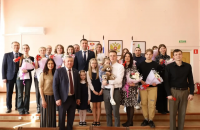 в Починке семьям вручили ключи от новых квартир - фото - 1