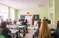 миллион рублей и работа по призванию: в Смоленской области продолжается реализация программы «Земский учитель» - фото - 1
