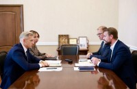губернатор Василий Анохин провёл рабочую встречу с замгендиректора Общества «Знание» Георгием Будным - фото - 1