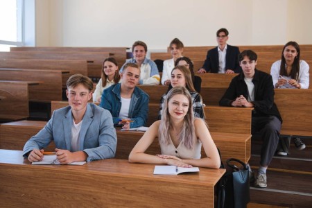 в Смоленской области завершилась приёмная кампания в учреждениях среднего профессионального образования - фото - 1