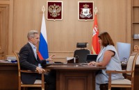 губернатор Василий Анохин провел рабочую встречу с главой Кардымовского муниципального округа Мариной Левченковой - фото - 1
