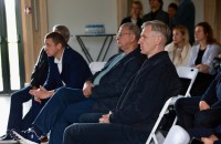 губернатор Василий Анохин и основатель АФК «Система» Владимир Евтушенков обсудили реализацию курортного проекта в Демидовском муниципальном округе - фото - 1