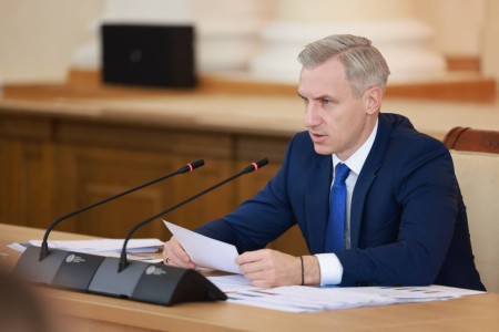 губернатор Василий Анохин обсудил на заседании Правительства благоустройство мемориалов и развитие волонтёрства - фото - 1