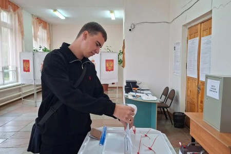 632 избирательных участка работают в Смоленской области: как найти свой и куда обратиться с вопросами - фото - 1