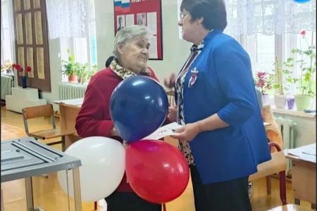 старейшие жители Смоленской области голосуют на выборах - фото - 4