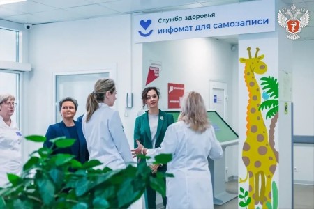 замминистра здравоохранения РФ оценила организацию медпомощи смоленским детям - фото - 1