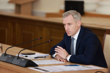 губернатор Василий Анохин обсудил итоги экзаменационной кампании 2026 года - фото - 1