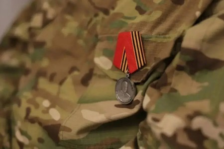 в Смоленской области заключено 18 социальных контрактов с ветеранами СВО - фото - 1
