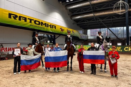 смоляне выступили на международных соревнованиях по конному троеборью - фото - 1