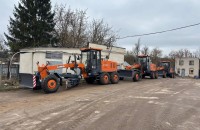 дорожные службы Смоленской области получили 23 новые единицы техники - фото - 1